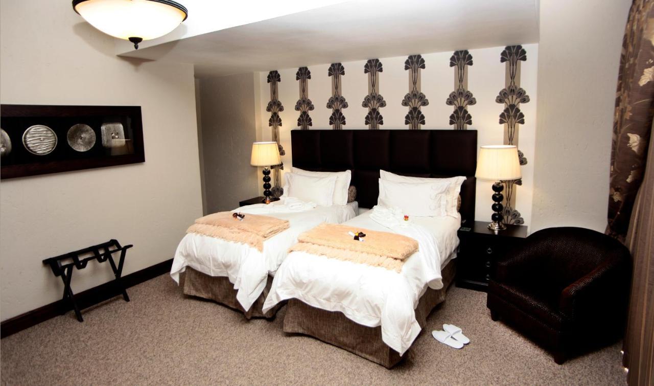 Witwater Guest House & Spa Kempton Park Extérieur photo