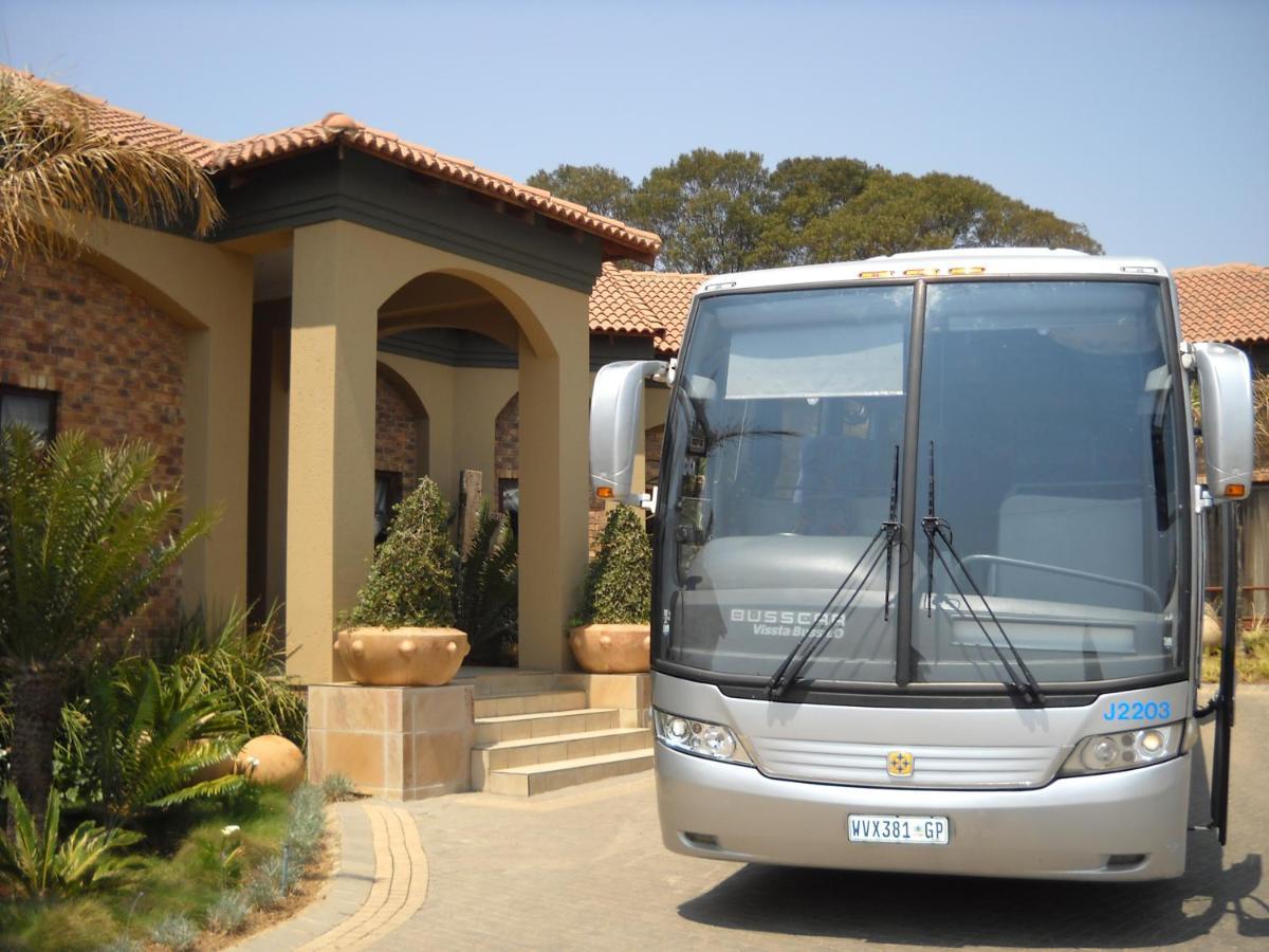 Witwater Guest House & Spa Kempton Park Extérieur photo