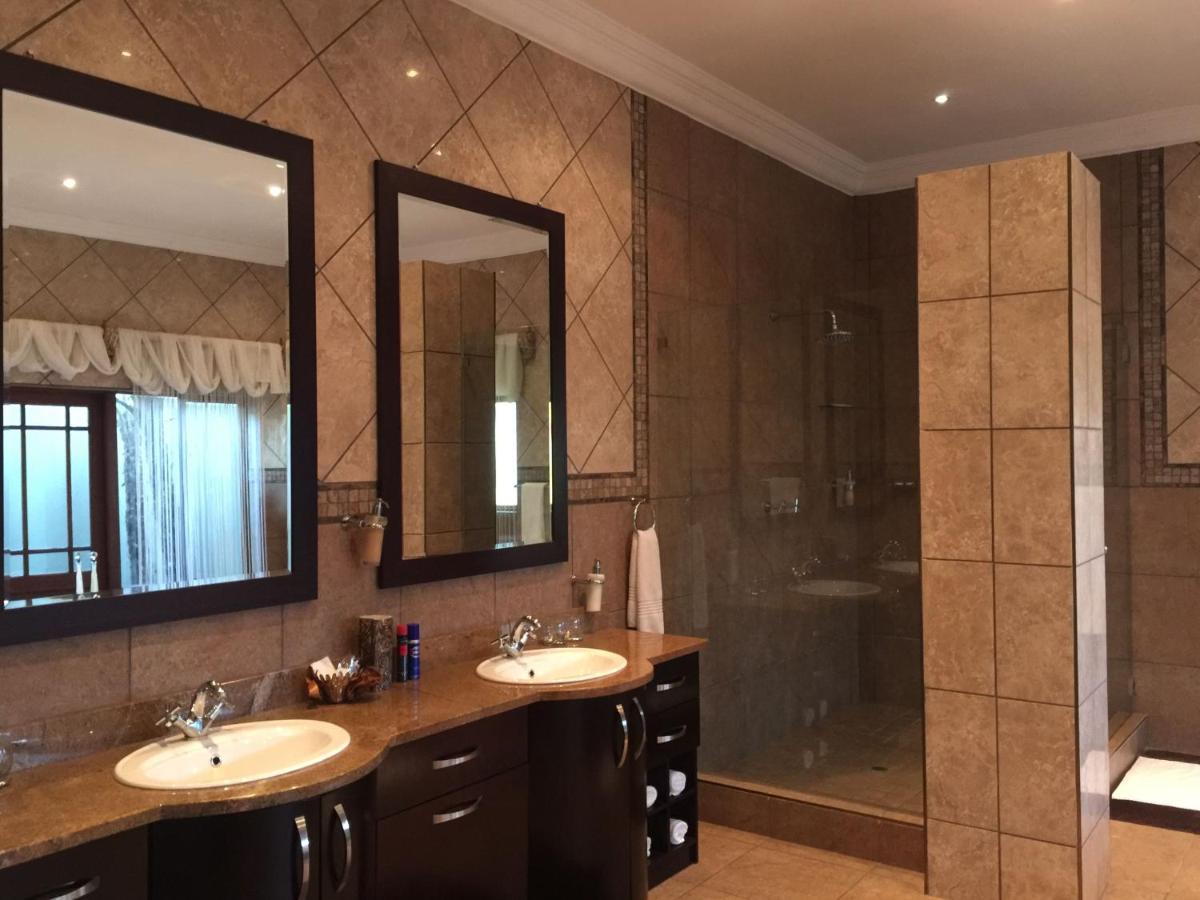 Witwater Guest House & Spa Kempton Park Extérieur photo